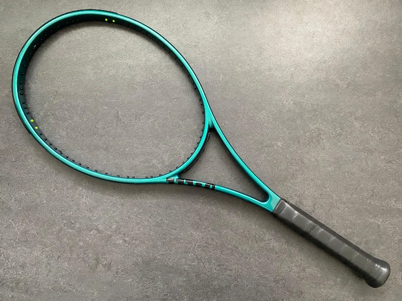 Tennis Racket With Durable Strings-Wilson H22 (16X19)