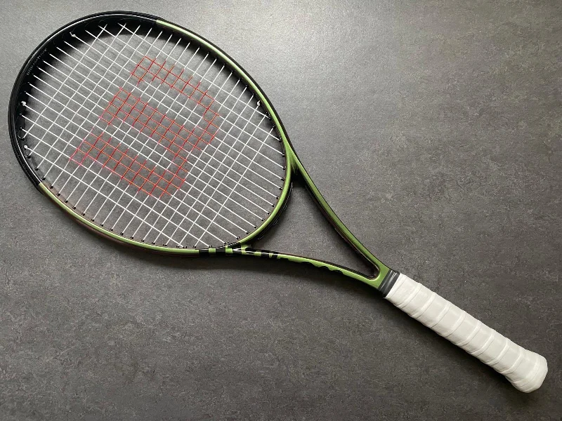 Tennis Racket For Winter Courts-Wilson Pro Stock Blade 98 (16X19)